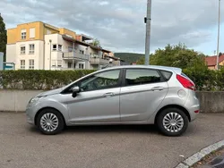 Silber Gebraucht 2009 Ford Fiesta Kleinwagen | 3.300 € (Guter Preis)