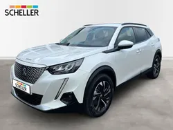 Weiß Gebraucht 2022 Peugeot e-2008 Allure SUV | 18.300 € (Guter Preis)