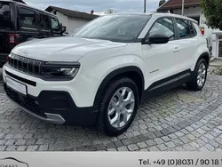Weiß ($2) Gebraucht 2024 Jeep Avenger Altitude SUV | 23.950 € (Fairer Preis)
