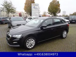 Schwarzmagic perleffekt (metallic) Gebraucht 2024 Skoda Scala Ambition Kleinwagen | 15.979 € (Superpreis)