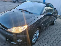 Schwarz Gebraucht 2003 Peugeot 206 CC Cabrio | 1.250 € (Fairer Preis)