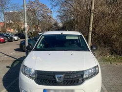 Weiß Gebraucht 2014 Dacia Sandero Ambiance Kleinwagen | 2.800 € (Guter Preis)