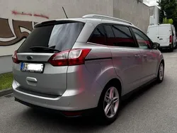 Silber Gebraucht 2018 Ford Grand C-Max Van / Kleinbus | 12.500 € (Superpreis)