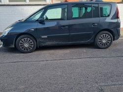 Grau Gebraucht 2008 Renault Espace Van / Kleinbus | 4.200 € (Fairer Preis)