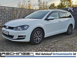 Weiß Gebraucht 2016 VW Golf VII Allstar Limousine | 9.980 € (Guter Preis)