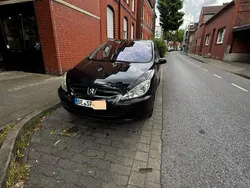 Schwarz Gebraucht 2004 Peugeot 307 Kleinwagen | 1.000 € (Fairer Preis)
