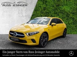 Gelb Gebraucht 2020 Mercedes A250 Kleinwagen | 23.880 € (Fairer Preis)