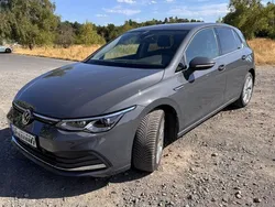 Grau Gebraucht 2023 VW Golf VIII Style Limousine | 25.950 € (Guter Preis)