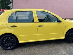 Gelb Gebraucht 2007 Skoda Fabia Cool Edition Limousine | 2.600 € (Teuer)