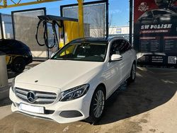 Weiß Gebraucht 2017 Mercedes C200 Kombi | 17.000 €