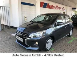 Grau Gebraucht 2024 Mitsubishi Space Star Select Limousine | 13.450 € (Etwas zu teuer)