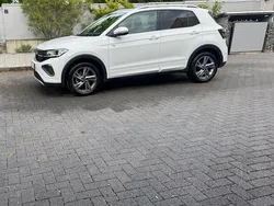 Weiß Gebraucht 2024 VW T-Cross R-line SUV | 27.700 € (Fairer Preis)