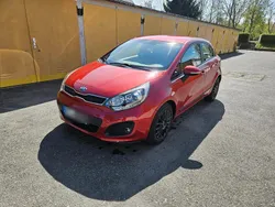 Rot Gebraucht 2012 Kia Rio Spirit Kleinwagen | 7.500 €