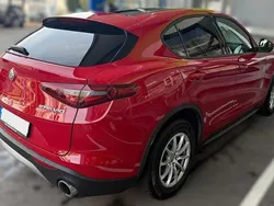 Rot Gebraucht 2019 Alfa Romeo Stelvio Business SUV | 24.999 € (Guter Preis)