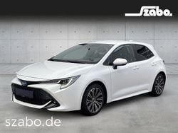 Super white 2 Gebraucht 2022 Toyota Corolla Hybrid Team Limousine | 22.950 € (Guter Preis)