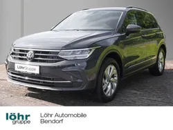 Uranograu Gebraucht 2023 VW Tiguan Life SUV | 32.480 € (Superpreis)