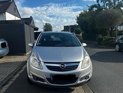 Grau Gebraucht 2007 Opel Corsa Kleinwagen | 2.850 € (Fairer Preis)