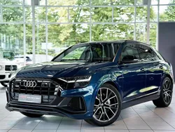 Blau Gebraucht 2020 Audi Q8 S-Line SUV | 59.900 € (Teuer)