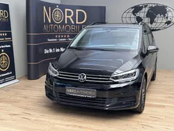 Schwarz Gebraucht 2022 VW Touran Comfortline Van / Kleinbus | 28.799 € (Fairer Preis)