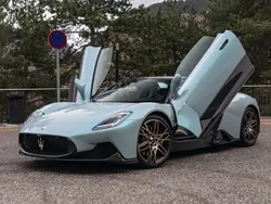 Blau Gebraucht 2023 Maserati MC20 Cabrio | 374.850 €