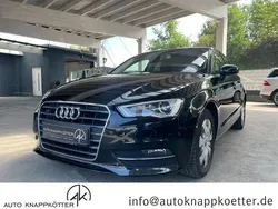 Rot (misanorot perleffekt) Gebraucht 2015 Audi A3 Ambition Limousine | 17.639 € (Teuer)