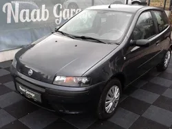 Grau Gebraucht 2000 Fiat Punto Kleinwagen | 2.990 €