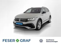 Oryxweiß perlmutteffekt Gebraucht 2024 VW Tiguan Allspace Style SUV | 51.660 € (Teuer)