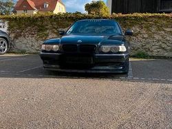 Schwarz Gebraucht 1999 BMW 728 Limousine | 3.099 € (Fairer Preis)