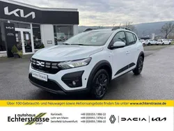 Arktisweiß Gebraucht 2025 Dacia Sandero Expression Kleinwagen | 18.740 € (Fairer Preis)