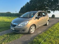Grau Gebraucht 2010 Opel Meriva Van / Kleinbus | 6.500 € (Fairer Preis)