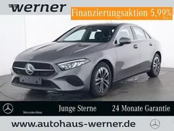 Grau Gebraucht 2024 Mercedes A180 Advanced Limousine | 29.929 € (Fairer Preis)