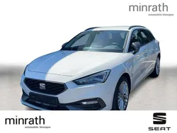 Weiß Gebraucht 2021 Seat Leon FR Kombi | 19.640 € (Guter Preis)