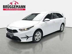 Weiß Gebraucht 2024 Kia Ceed Sportswagon Comfort Kombi | 23.950 € (Superpreis)