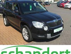 Schwarz metallic Gebraucht 2011 Skoda Yeti Plus Edition SUV | 16.850 €