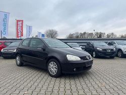 Schwarz Gebraucht 2007 VW Golf V Kleinwagen | 3.600 € (Fairer Preis)