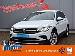 Keine angabe weiß (pure white) Gebraucht 2021 VW Tiguan Elegance SUV | 25.859 € (Etwas zu teuer)