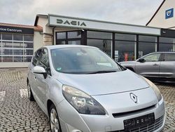 Silber Gebraucht 2011 Renault Scénic III Dynamique Van / Kleinbus | 2.800 € (Fairer Preis)