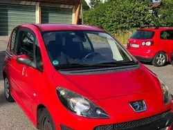 Rot Gebraucht 2007 Peugeot 1007 Premium Kleinwagen | 2.900 € (Guter Preis)