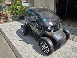 Schwarz Gebraucht 2016 Renault Twizy Kleinwagen | 4.850 € (Fairer Preis)