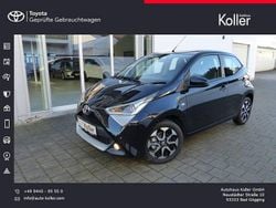 Schwarz 211 Gebraucht 2021 Toyota Aygo X-play Kleinwagen | 10.600 € (Guter Preis)