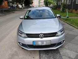 Silber Gebraucht 2012 VW Jetta Limousine | 6.999 € (Fairer Preis)