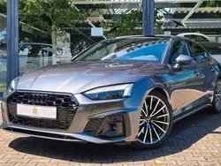 Grau Gebraucht 2024 Audi A5 Sportback S-Line Limousine | 39.900 € (Guter Preis)