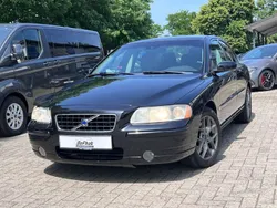 Schwarz Gebraucht 2004 Volvo S60 Momentum Limousine | 2.600 € (Etwas zu teuer)