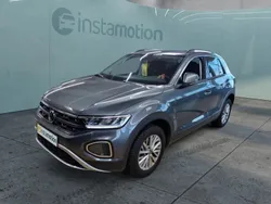 Grau Gebraucht 2024 VW T-Roc Life SUV | 22.840 € (Guter Preis)