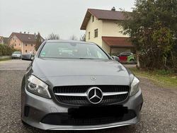 Grau Gebraucht 2018 Mercedes A200 Limousine | 15.000 € (Fairer Preis)
