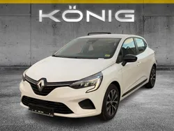 Weiß Gebraucht 2023 Renault Clio V Equilibre Limousine | 12.990 € (Guter Preis)