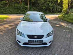 Weiß Gebraucht 2015 Seat Leon ST Reference Kombi | 5.900 € (Fairer Preis)