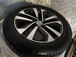 Grau Gebraucht 2019 VW Golf VII IQ Drive Limousine | 15.900 € (Fairer Preis)