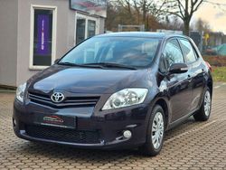 Violet Gebraucht 2010 Toyota Auris Life+ Limousine | 7.890 € (Etwas zu teuer)