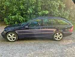 Violet Gebraucht 2004 Mercedes C200 Avantgarde Kombi | 3.499 € (Fairer Preis)